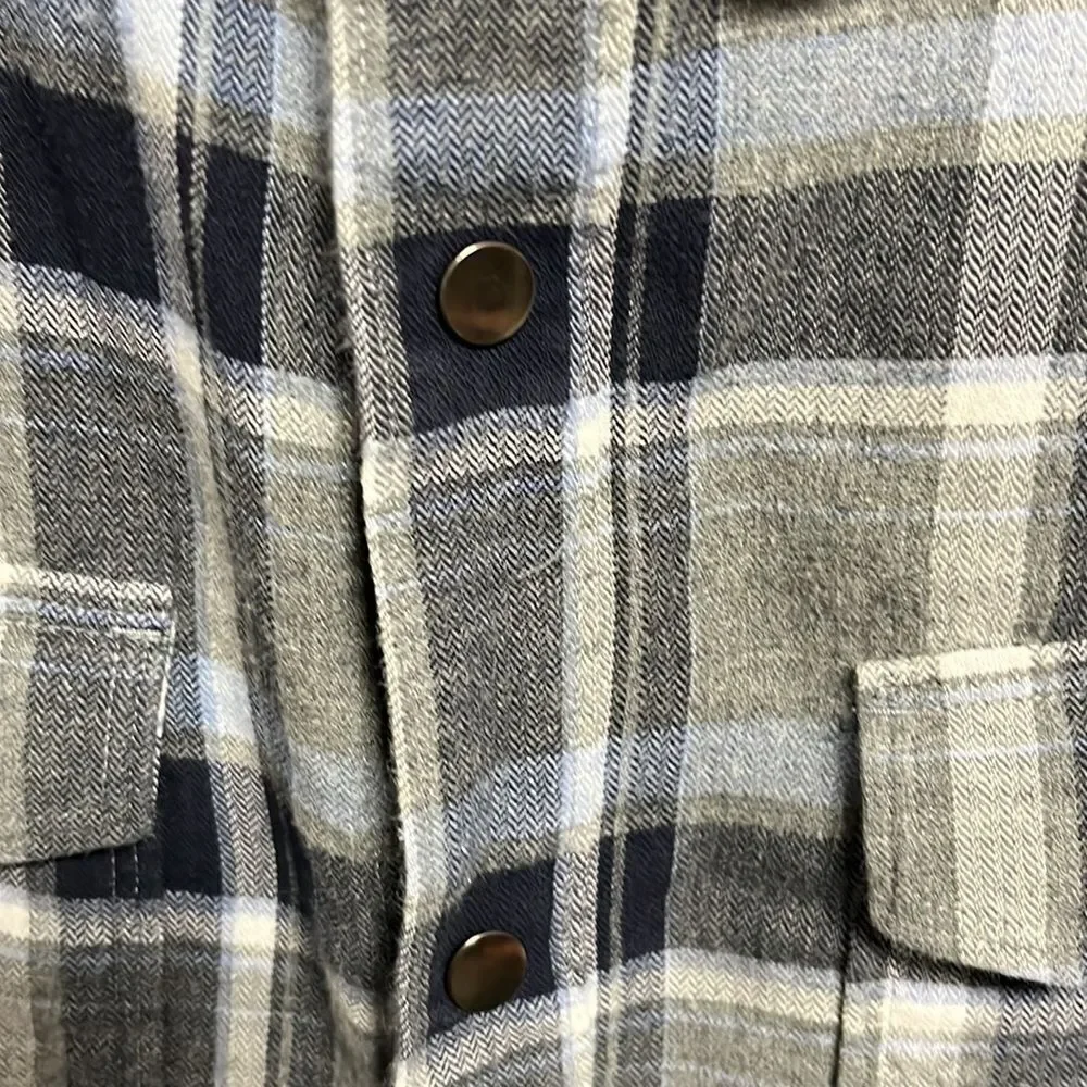 𝅺BANANA republic slim fit button down shirt size medium.